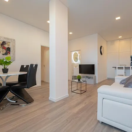 Vip Baia B Apartment